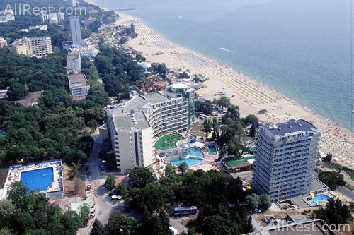 Marina Grand Beach 3